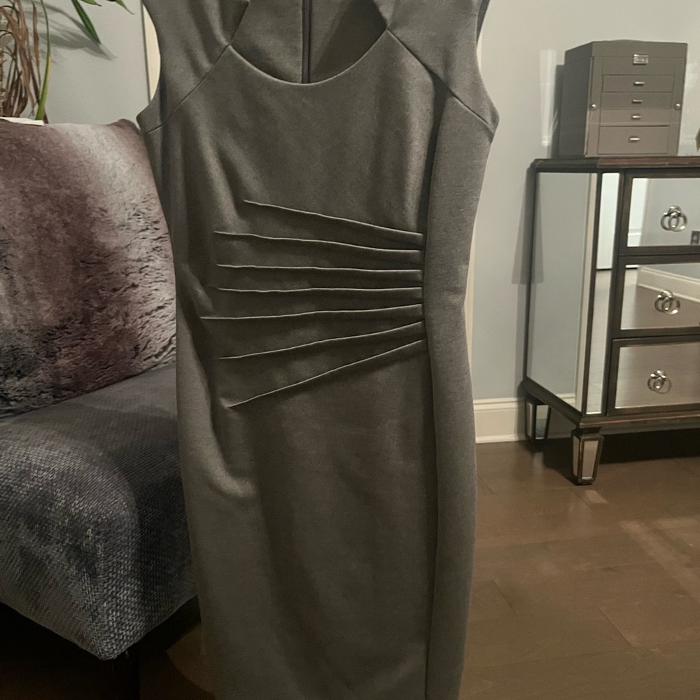 Elegant Gray Sleeveless Dress